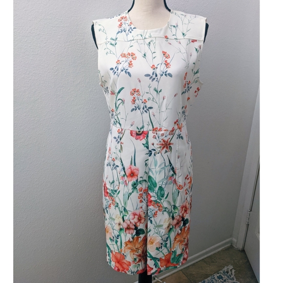 Zara Dresses & Skirts - Zara Cream Pleated Floral Summer Dress